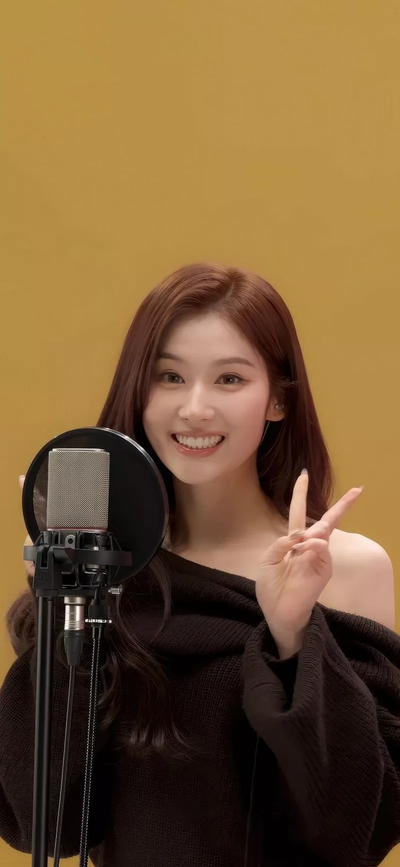 Ảnh Sana (TWICE) Với Vẻ Đẹp Tự Nhiên Và Nét Mặt Thanh Tú