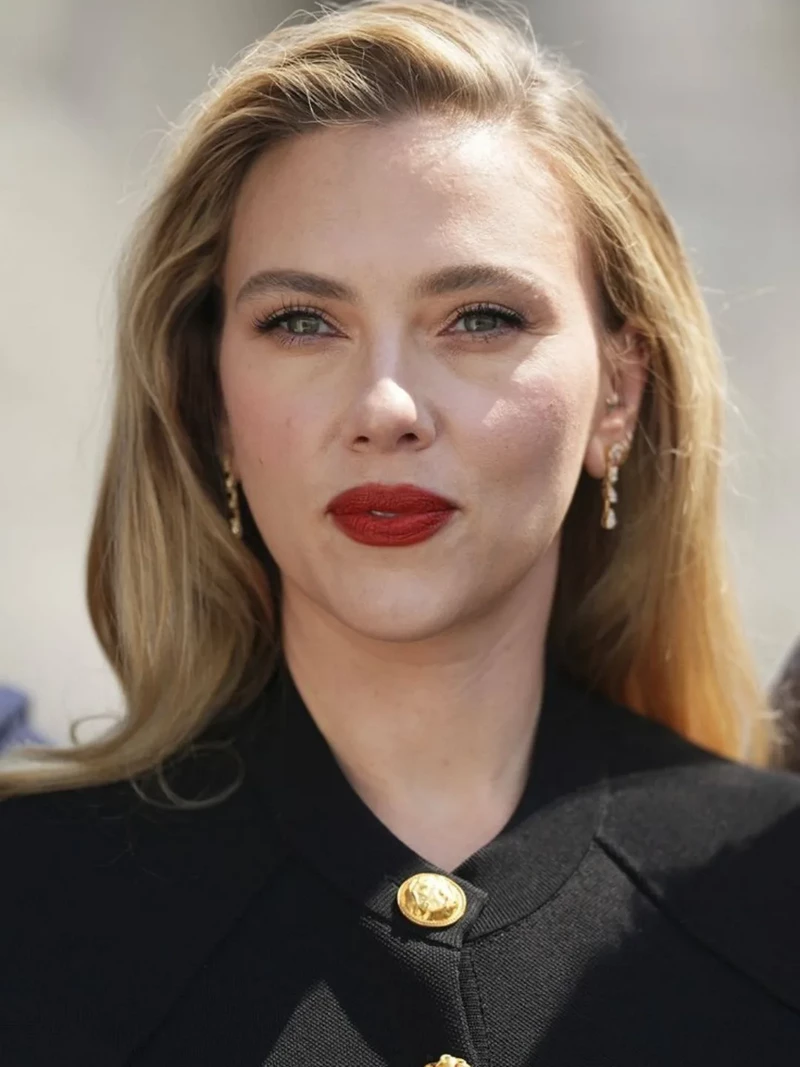Ảnh Scarlett Johansson Với Diện Mạo Thanh Lịch Và Hiện Đại Ảnh Scarlett Johansson Với Diện Mạo Thanh Lịch Và Hiện Đại