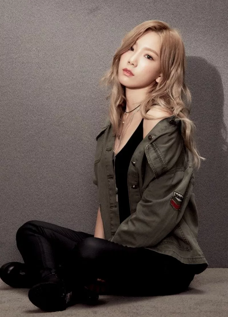 Ảnh Taeyeon Trong Khoảnh Khắc Tỏa Sáng Cùng Ánh Đèn Sân Khấu