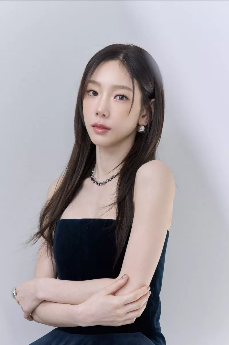 Ảnh Taeyeon Với Phong Cách Dịu Dàng Và Đầy Cuốn Hút