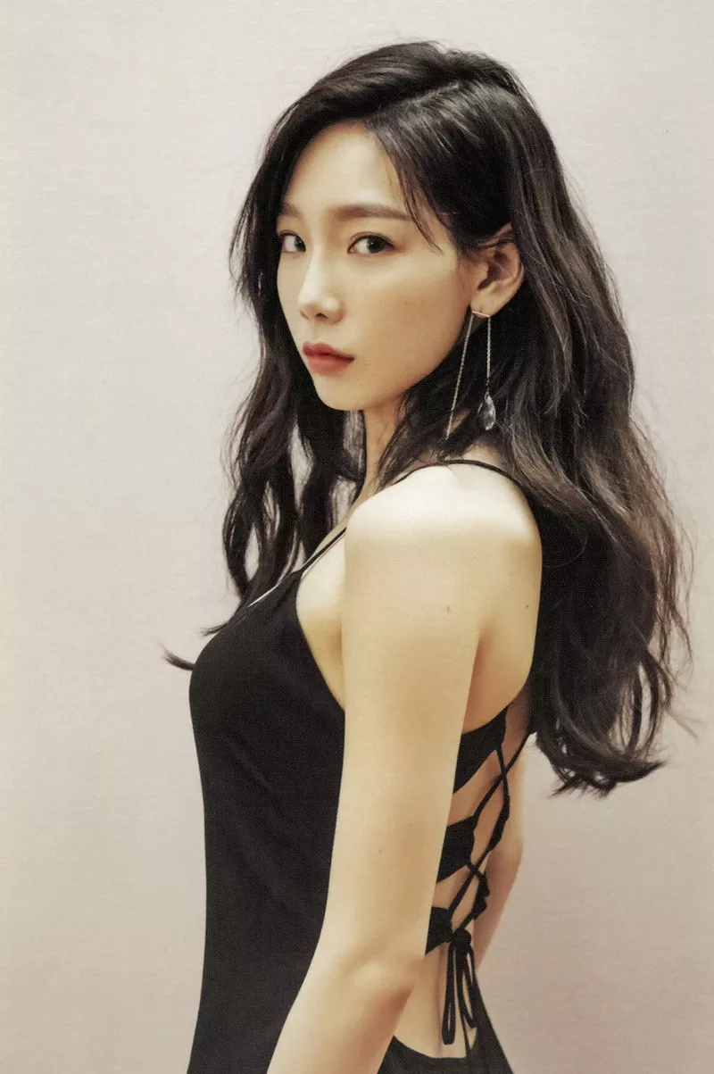 Ảnh Taeyeon Với Thần Thái Sang Trọng Trước Ống Kính
