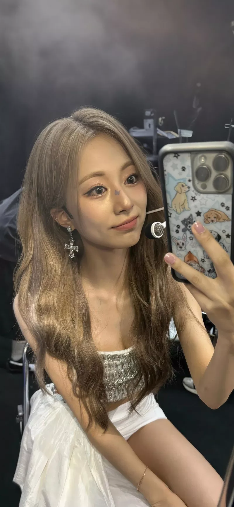 Ảnh Tzuyu (TWICE) Trong Phong Cách Chụp Ảnh Thời Trang