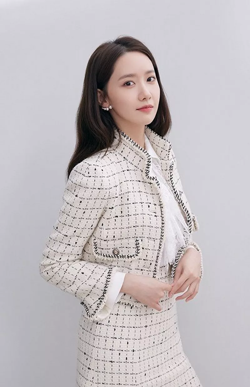 Ảnh Yoona Trong Tạo Hình Đáng Yêu Và Duyên Dáng