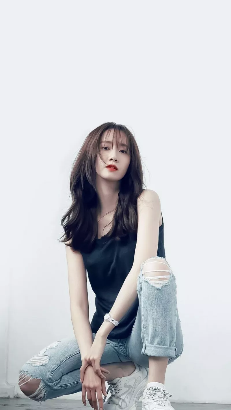 Ảnh Yoona Trong Tạo Hình Trẻ Trung Và Tươi Sáng