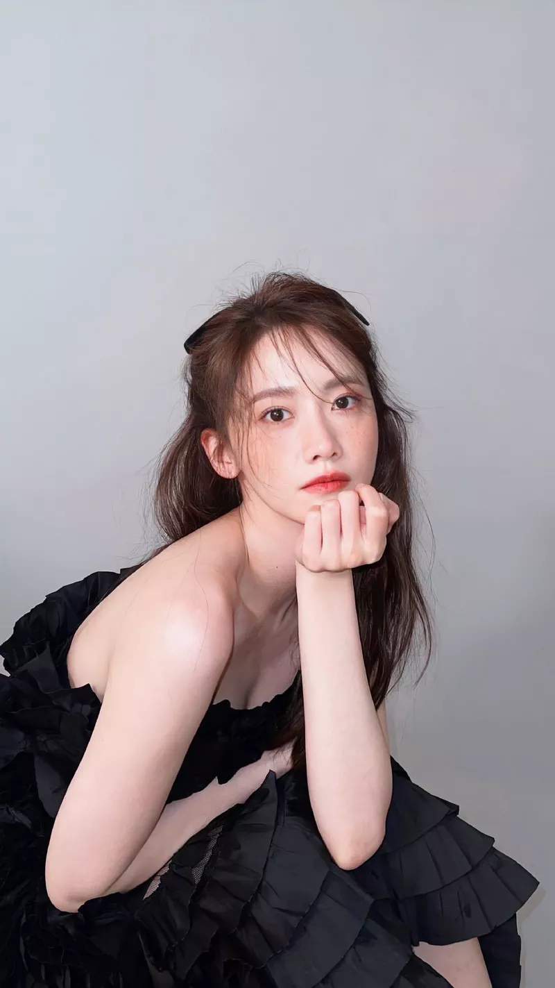 Ảnh Yoona Với Nụ Cười Rạng Rỡ Và Tươi Tắn
