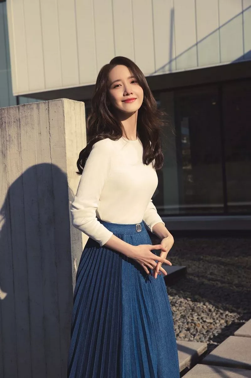 Ảnh Yoona Với Phong Thái Thanh Lịch Trước Ống Kính