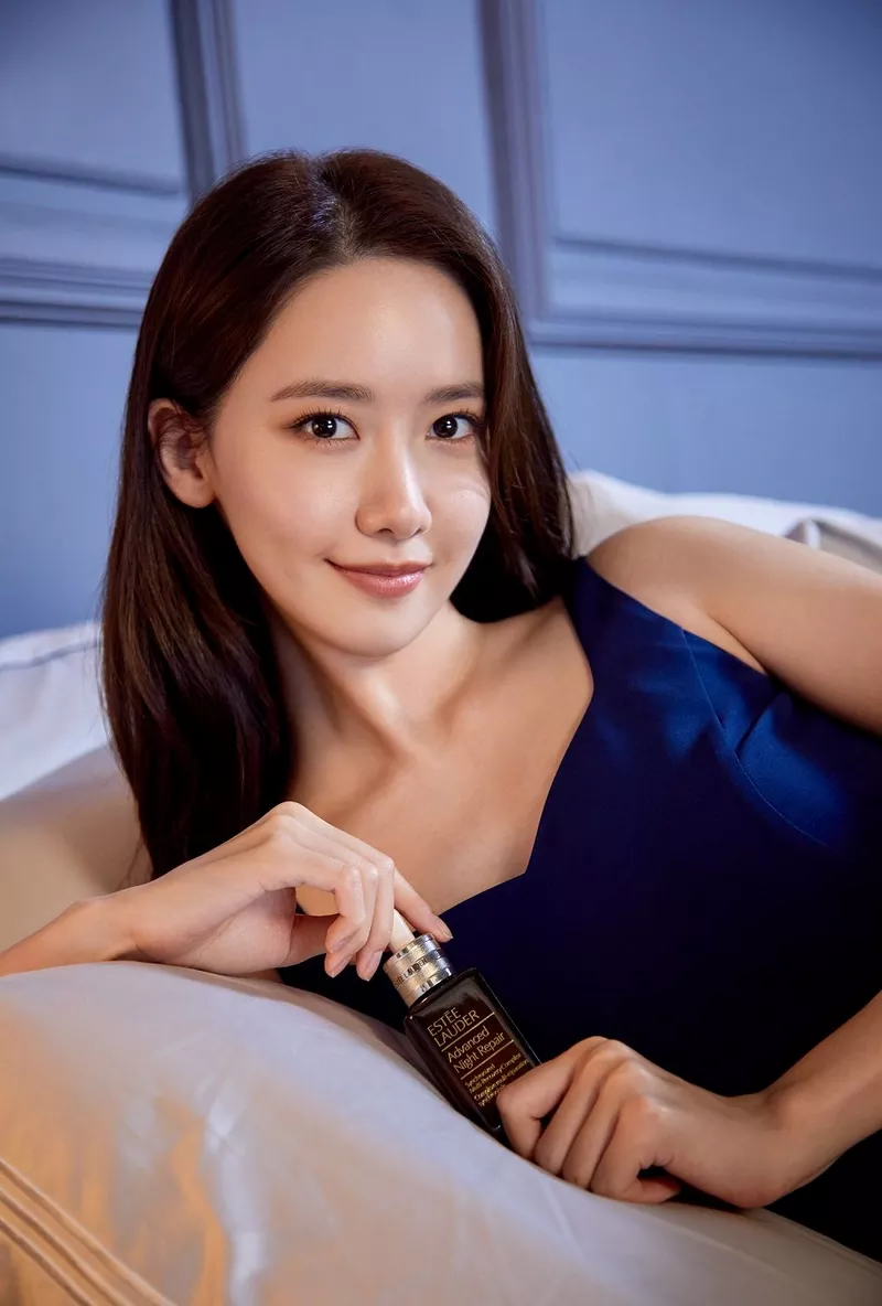Ảnh Yoona Với Vẻ Ngoài Ngọt Ngào Và Đầy Nữ Tính