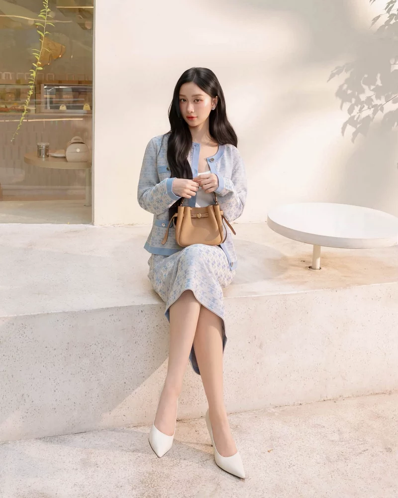 Ảnh Jun Vũ trong trang phục sang trọng và đầy tinh tế