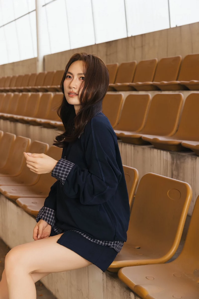 Ảnh Phương Anh Đào với ánh nhìn cuốn hút trước máy ảnh