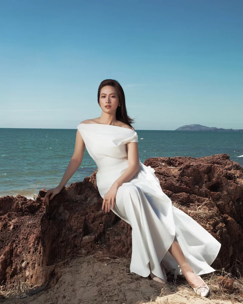 Ảnh Phương Anh Đào với phong cách trẻ trung và vẻ ngoài nổi bật