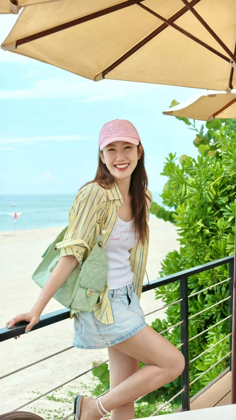 Ảnh Thúy Ngân sở hữu vẻ ngoài nổi bật cùng thần thái tự tin