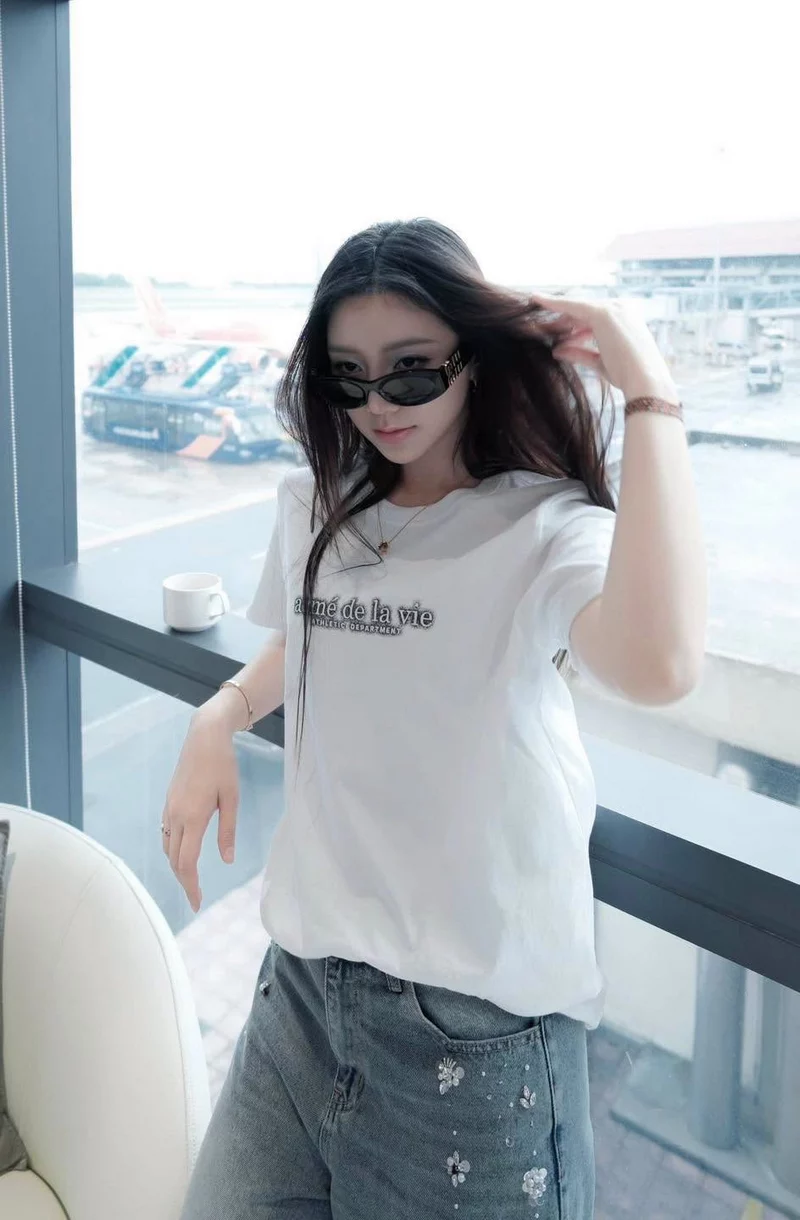 Quỳnh Kool với gương mặt khả ái và nụ cười đầy sức sống